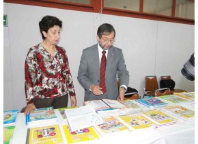 Alrededor de 550 alumnos de colegios municipales y particular subvencionados, recibirán la primera partida de nuevos textos escolares, que entrega en Ministerio de Educación en Magallanes.
